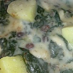 A picture of Sig's 2 Bean, Spinach and Garlic Soup.