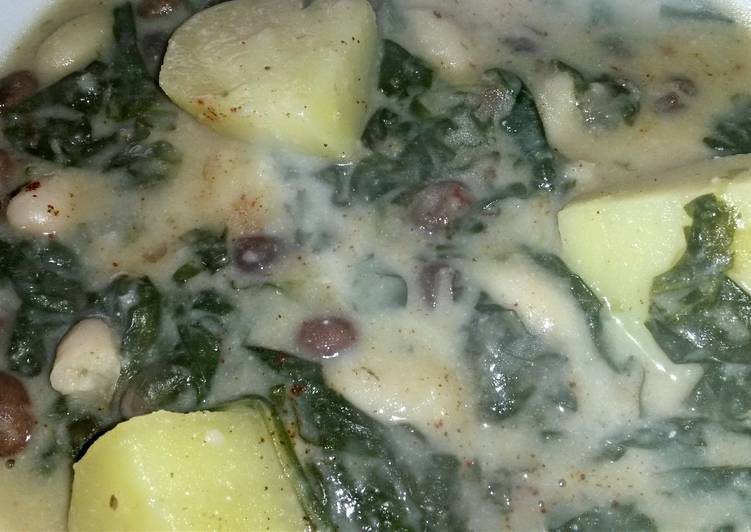 Recipe of Favorite Sig&#39;s   2 Bean, Spinach and Garlic Soup