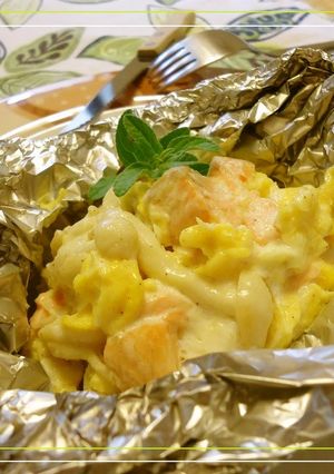 A picture of Salmon with Creamy Egg and Mayonnaise.