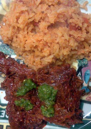 A picture of birria de (borrego, chivo, rez).