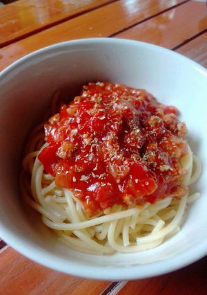 รูปของ สปาเกตตี้หมูสับซอสมะเขือเทศง่ายๆ🐷🍅