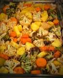 صينية خضار بالبروكلي والجزر والبطاطا والقرنبيط بزيت الزيتون (نباتية صحية) 🥦🥔🥕🫒