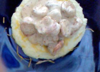 Easiest Way to Make Appetizing Southern Style Grits Topped with creamy Cajun Shrimp