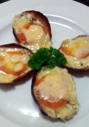 A picture of Ladybirds Double Bacon Bites ..