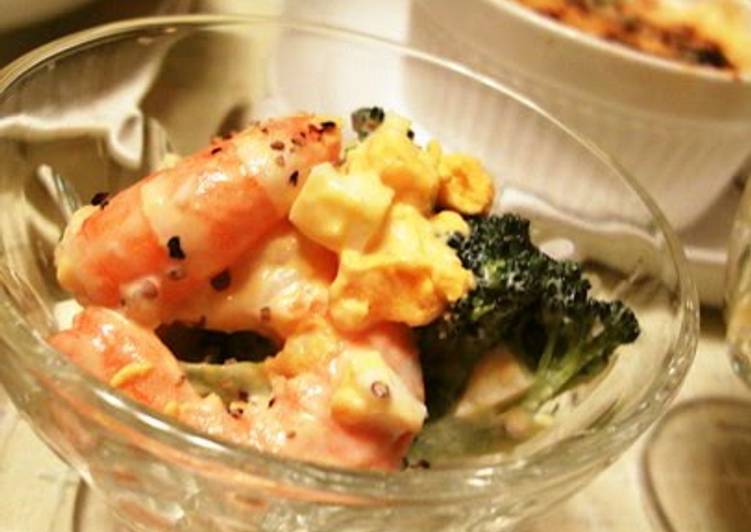 Steps to Prepare Any-night-of-the-week Broccoli and Shrimp Tartare Salad