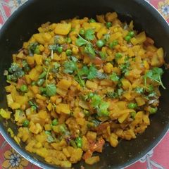 A picture of Ganth Gobhi Dry Curry.