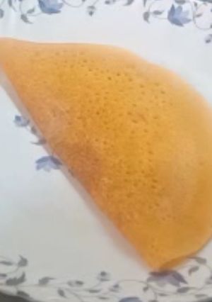 கேரட் & தக்காளி தோசை (Carrot & thakkaali dosai recipe in tamil) செய்முறை முக்கிய புகைப்படம்