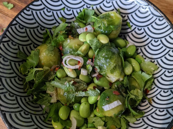 Easy Steps to Make|Recipe} Super green Brussel sprout and Edamame salad for lunch the Perfect