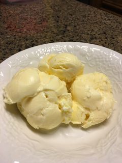 A picture of Vanilla Ice Cream.