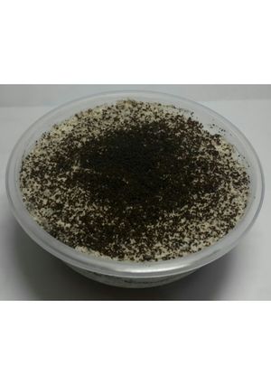 A picture of Oreo cream desserts.