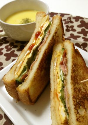 A picture of For Weekend Lunches! Special Garlic Sandwiches.
