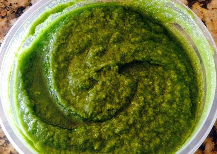 Simple Way to Make Super Quick Homemade Basil Almond Pesto