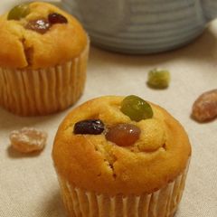 A picture of Rich Kinako Cupcakes.