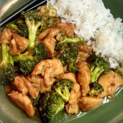 A picture of Easy Chicken with Broccoli.