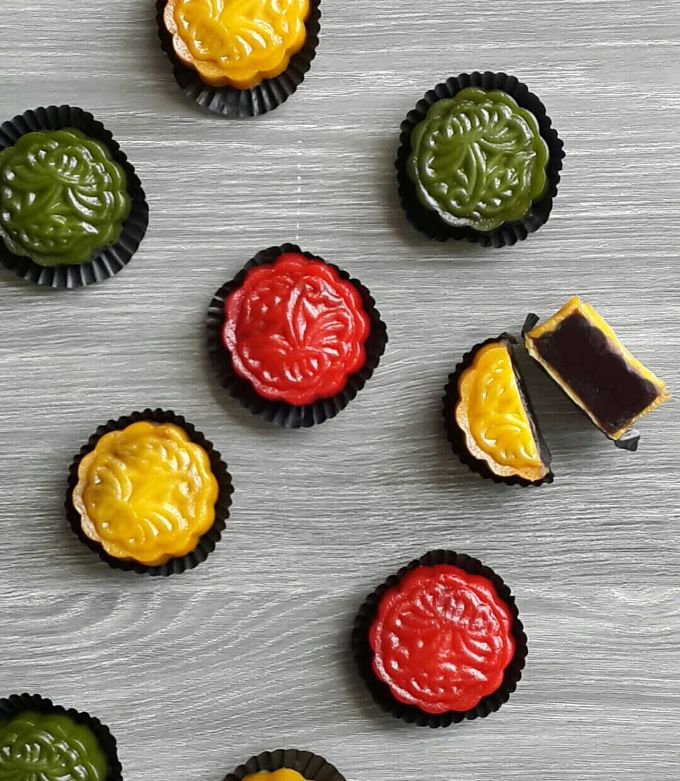 Daria Nosik yalangoch Qishloqda qaynona porno