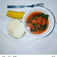 A picture of Yam and Plantain with spring onions sauce.