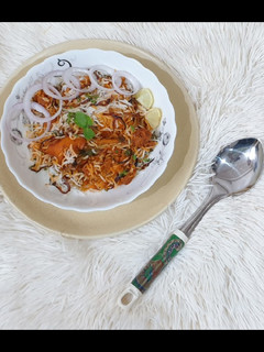 A picture of Chicken Dum Biryani.
