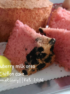 Foto resep Strawberry milk oreo chiffon cake...