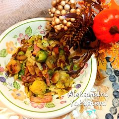 Brussels sprouts with chestnuts and bacon A picture of Brussels sprouts with chestnuts and bacon.