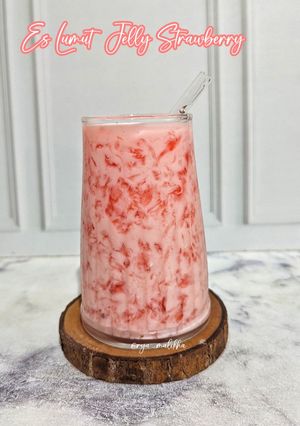 Foto resep Es Lumut Jelly Strawberry