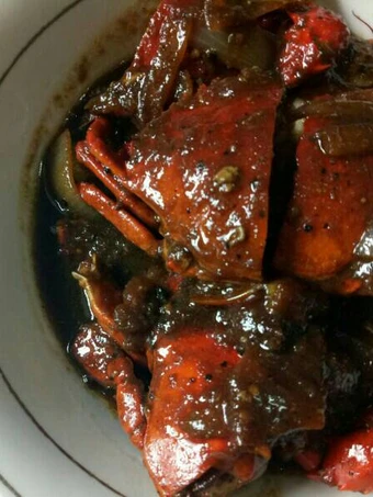 Langkah Mudah untuk Membuat Resep Kepiting lada hitam yang Uenak Anti Ribet, Lezat Sekali