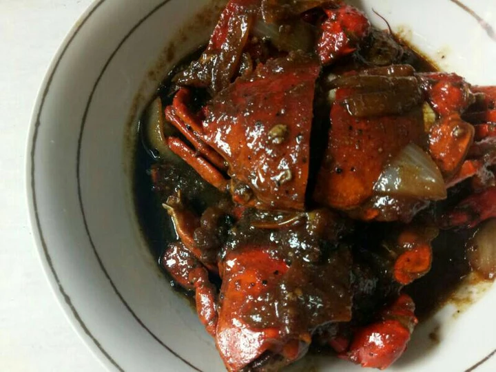 Langkah Mudah untuk Membuat Resep Kepiting lada hitam yang Uenak Anti Ribet, Lezat Sekali