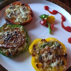 A picture of Stuffed capsicum rings.