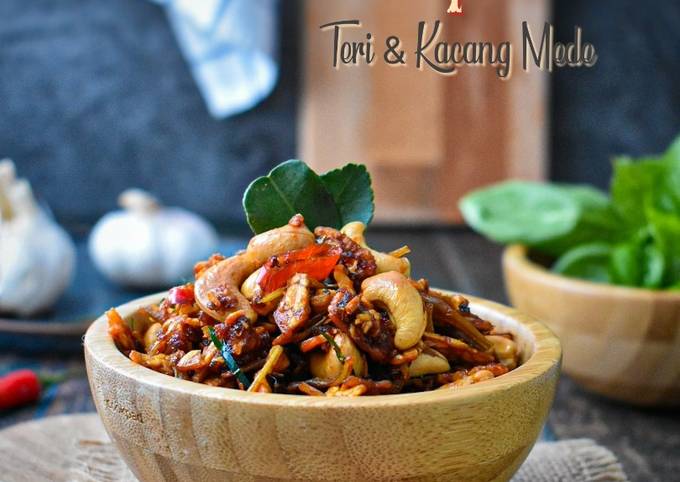 Sambal Tempe Teri Kacang Mede