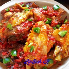 A picture of Local peppered turkey meat.