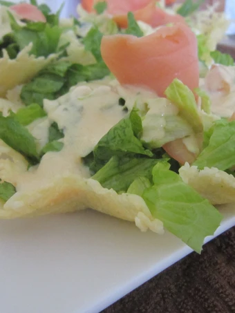 Recipe Salad cesar with smocked salmon the Delicious Tasty