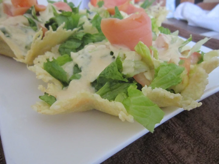 Recipe Salad cesar with smocked salmon the Delicious Tasty