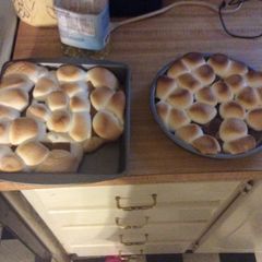 A picture of Graham Cracker S'mores And Hershey Chocolate.