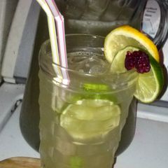 A picture of Cool & Fruity Lemon-Limeade.