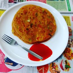 A picture of Aloo paratha.