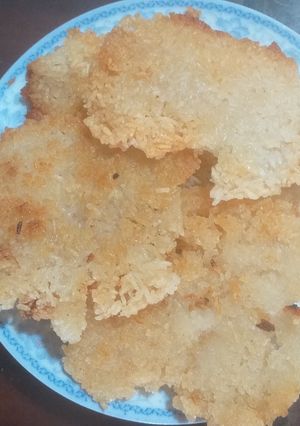 Hình của món Cơm thừa chiên giòn.