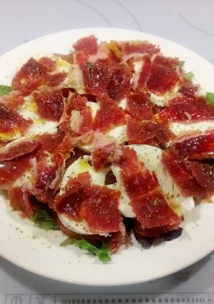 Una foto de Ensalada italiana