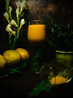 ম্যাঙ্গো মিল্কশেক (Mango milk shake recipe in Bengali) রেসিপির প্রধান ছবি