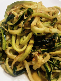 Una foto de Sesame zoodles