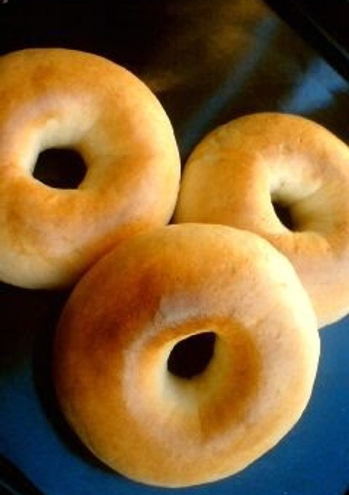A picture of Tofu Bagel with More Tofu than Bread Flour!!.