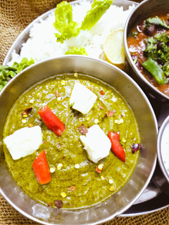 A picture of Palak Paneer.
