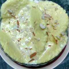 A picture of Ras malai.