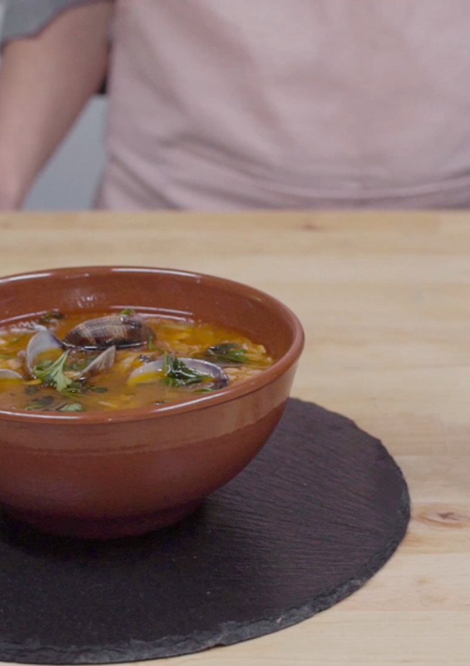 A picture of Manhattan Clam Chowder.
