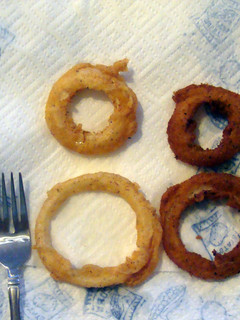 A picture of taisen's fried onion rings.