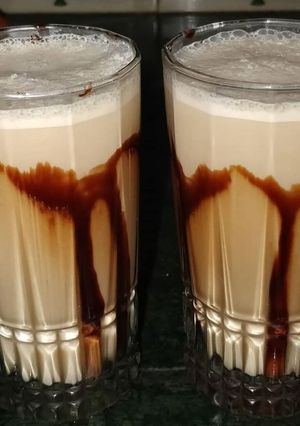 A picture of Chocolate milkshake.