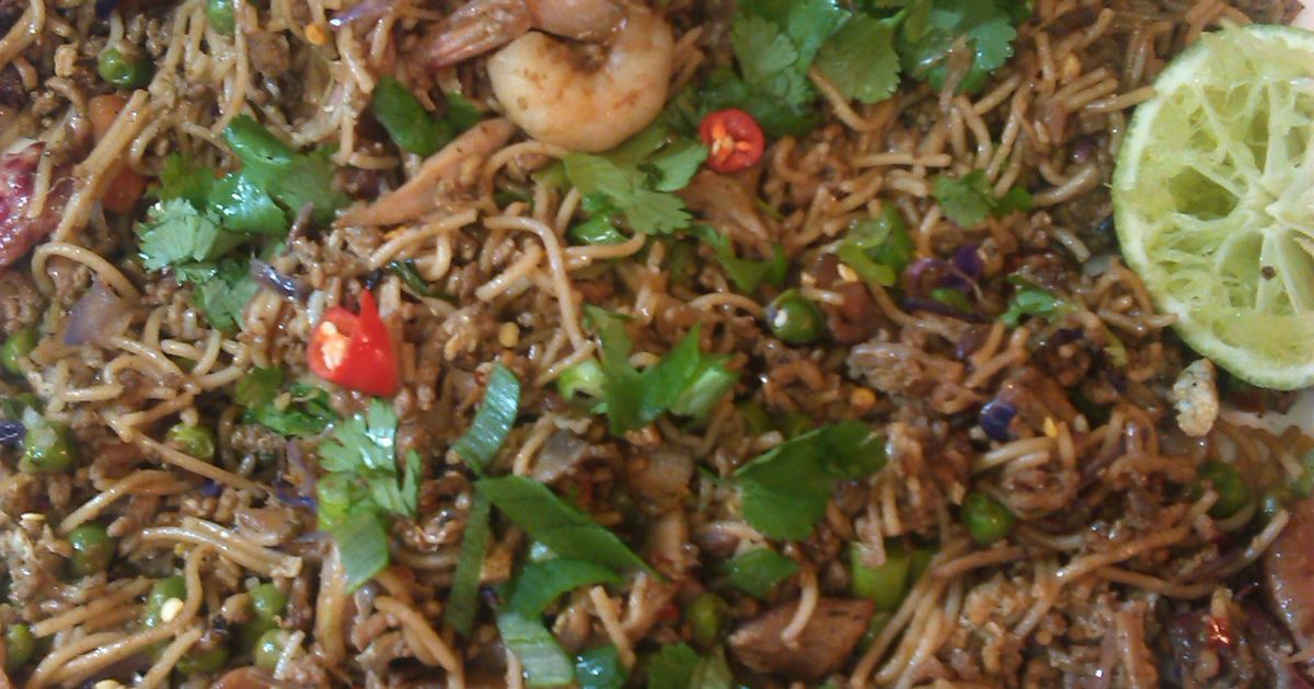 Clacy Heidi's Singapore Noodles Recipe By Heidi.Clacy
