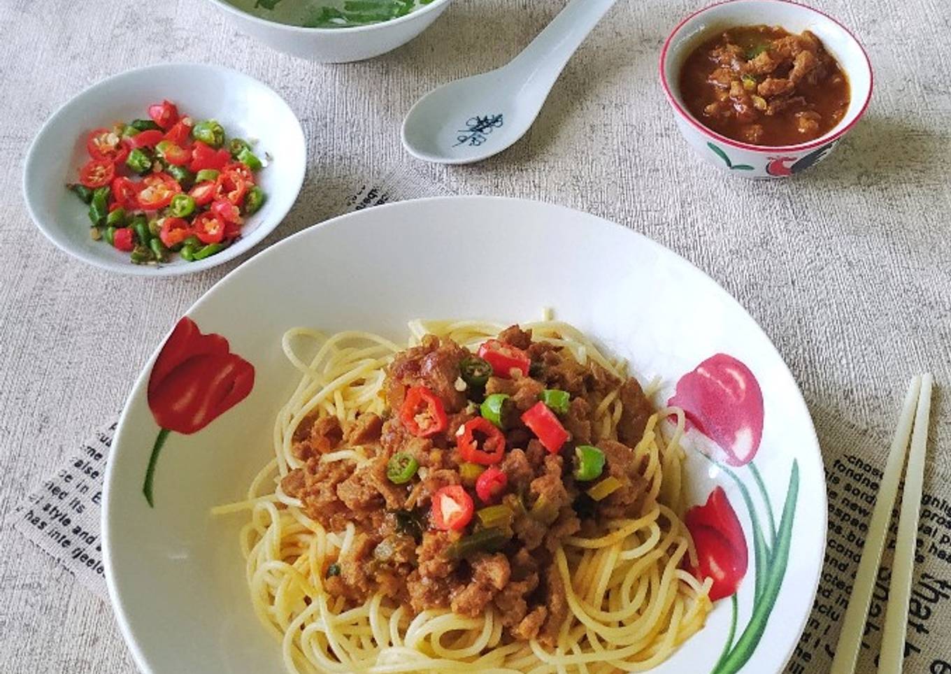 Spaghetti Bakmi Ayam Kw