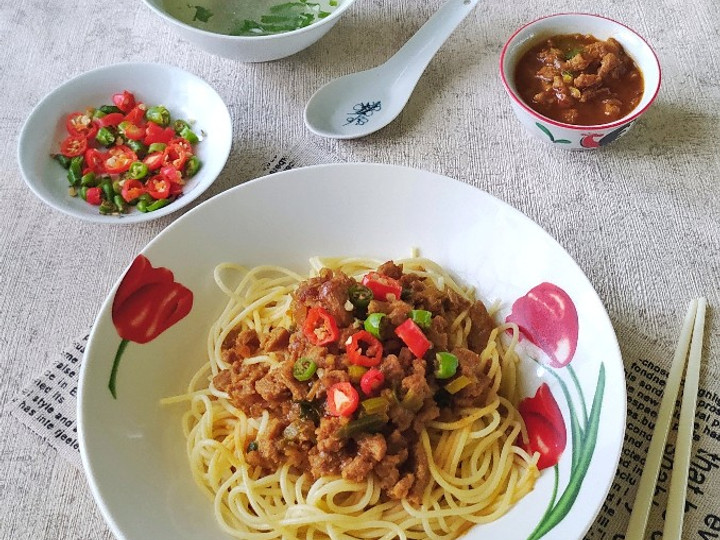 Langkah Mudah untuk Membuat Spaghetti Bakmi Ayam Kw, Bikin Ngiler