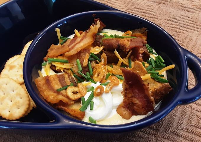 Nan's Loaded Baked Potato Soup