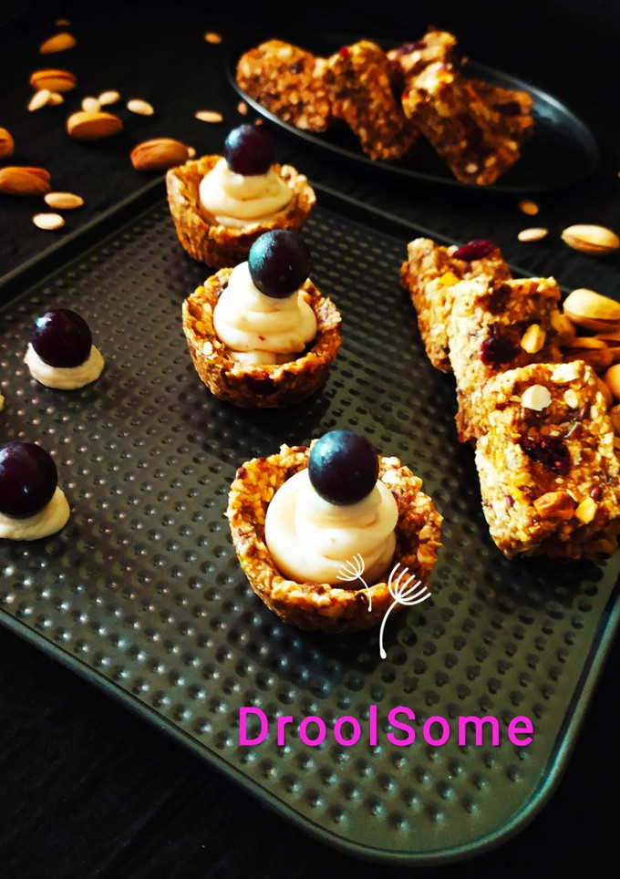 வால்நட் யோகட் உடன் நியூட்ரி பார் (Walnut yogurt nutri bar recipe in tamil) செய்முறை முக்கிய புகைப்படம்