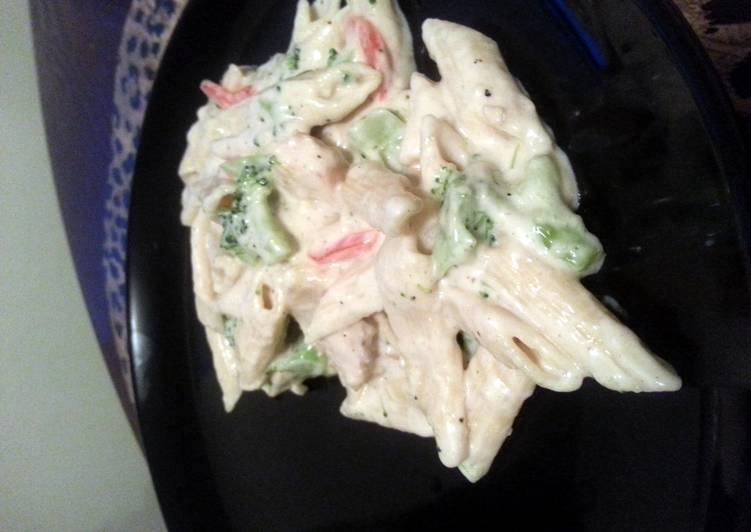 Recipe of Quick Creamy Chicken Alfredo